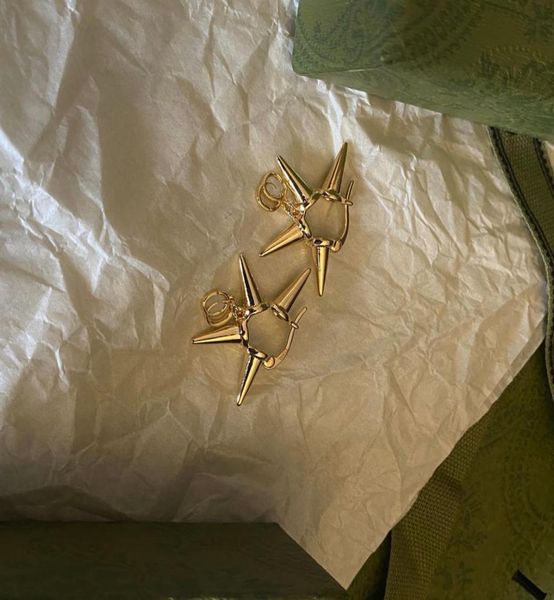 fashion womens designer earrings ear stud cuff women elegance temperament simple ladies wedding jewelry accessories a1882556, Golden;silver
fashion womens designer earrings ear stud cuff women elegance temperament simple ladies wedding jewelry accessories a1882556, Golden;silver