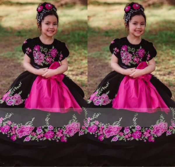 2022 vintage mexcian quinceanera dresses mini little girls floral applique ball gown black purple belt pageant flower girl dress f3679331, White;red
2022 vintage mexcian quinceanera dresses mini little girls floral applique ball gown black purple belt pageant flower girl dress f3679331, White;red
