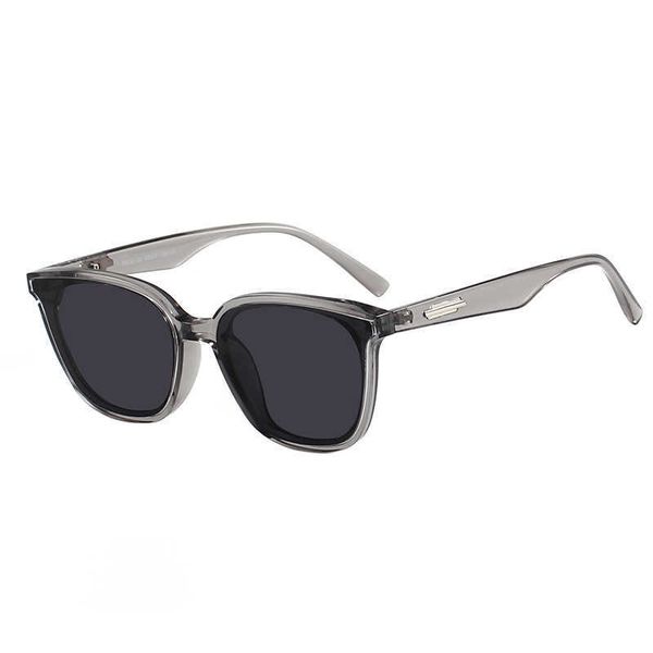 k58232 new tiktok live broadcast trend sunglasses women's polarized sunglasses large frame glasses, White;black
k58232 new tiktok live broadcast trend sunglasses women's polarized sunglasses large frame glasses, White;black