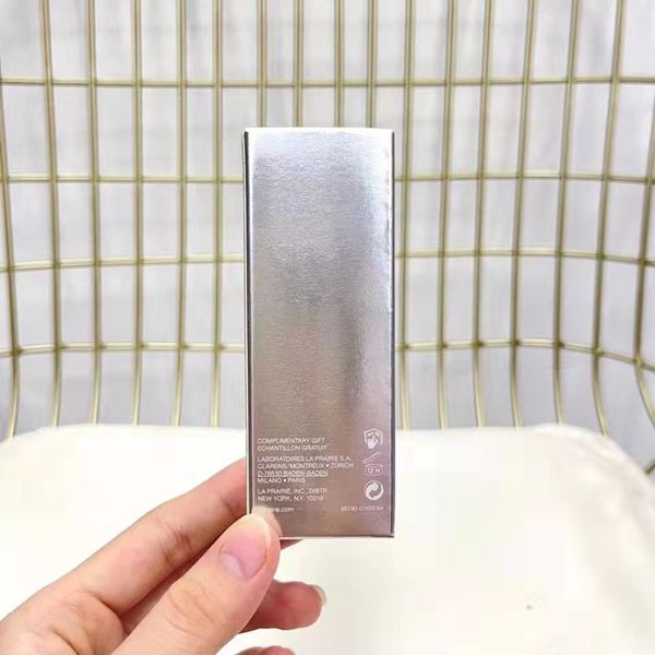 brand switzerland skin caviar liquid lift serum concenter liftant essence 7ml and 50ml
brand switzerland skin caviar liquid lift serum concenter liftant essence 7ml and 50ml