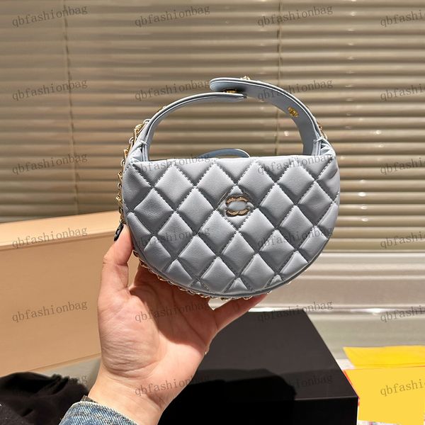 23s mini makeup bag tote leather quilted diamond quilted gold metallic multi-colored outdoor portable multi-functional women designer should
23s mini makeup bag tote leather quilted diamond quilted gold metallic multi-colored outdoor portable multi-functional women designer should