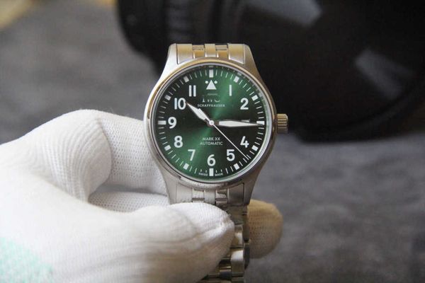 luxury iwc pilot watch on46 mechanical automatic wristwatch black dial date uhr leather strap with box montre luxe, Slivery;golden
luxury iwc pilot watch on46 mechanical automatic wristwatch black dial date uhr leather strap with box montre luxe, Slivery;golden