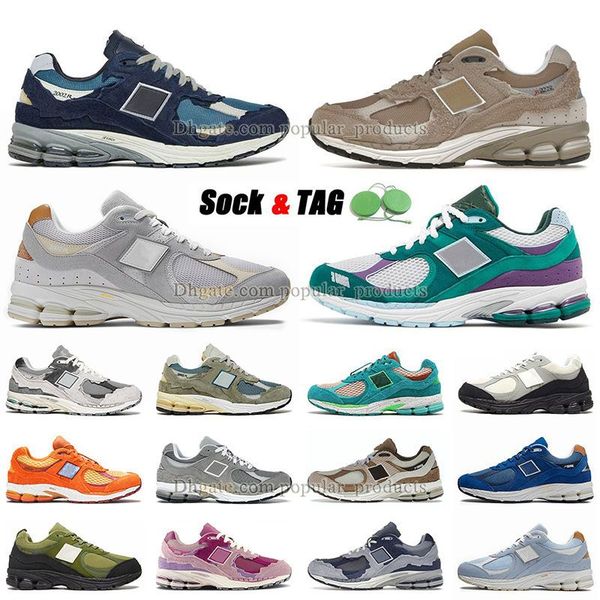 2002r b2002r athletic mens women luxury casual shoes triple s black white protection pack pink blue rain cloud phantom sea salt sail designe
2002r b2002r athletic mens women luxury casual shoes triple s black white protection pack pink blue rain cloud phantom sea salt sail designe