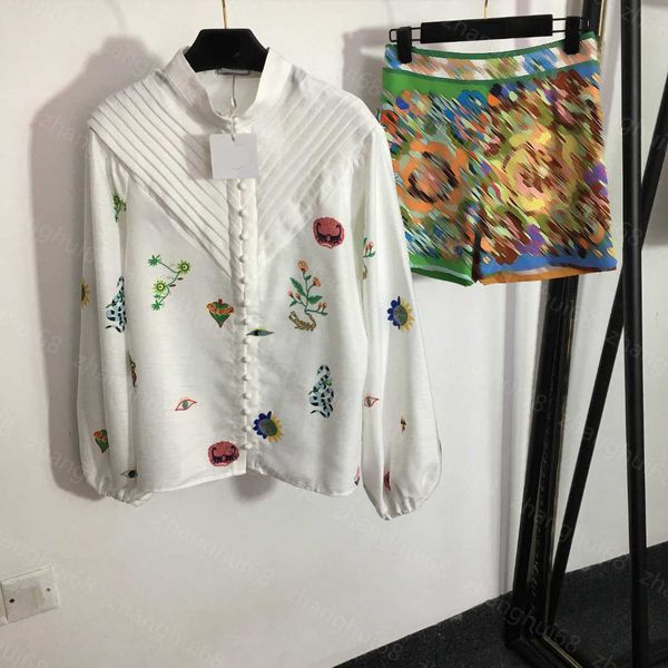 23ss casual suit women pants sets womens designer clothing floral print stand collar long sleeve vintage print high-waisted shorts sets wome, White
23ss casual suit women pants sets womens designer clothing floral print stand collar long sleeve vintage print high-waisted shorts sets wome, White
