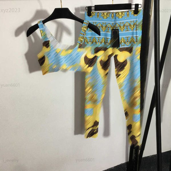 women designer tracksuits yoga set size s-xl 2pcs letters vintage flower blue yellow print camisole with cushion and leggings july15, Gray
women designer tracksuits yoga set size s-xl 2pcs letters vintage flower blue yellow print camisole with cushion and leggings july15, Gray