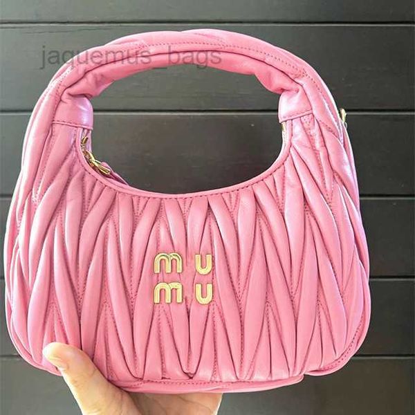 mens designer bag wander matelasse miu hobo underarm bags womens miui luxurys the tote bag handbag mini pochette crossbody with strap satche
mens designer bag wander matelasse miu hobo underarm bags womens miui luxurys the tote bag handbag mini pochette crossbody with strap satche