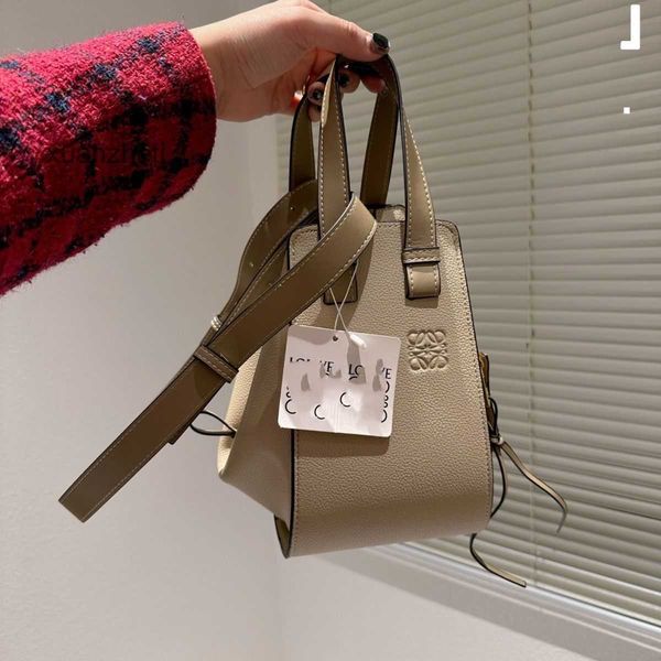 bags women classic loewbag wrap designer bag litchi 2023 style pattern cow leather hammock hand shoulder strap mesh multi purpose 23cm xkju
bags women classic loewbag wrap designer bag litchi 2023 style pattern cow leather hammock hand shoulder strap mesh multi purpose 23cm xkju