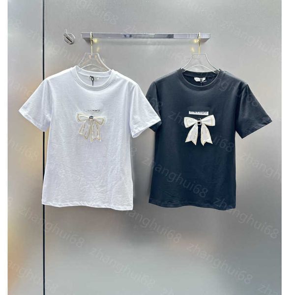 23ss tee womens t-shirt womens designer clothing round neck cotton glue drill embroidery lettering logo bow hardware trim short sleeve t-shi, White
23ss tee womens t-shirt womens designer clothing round neck cotton glue drill embroidery lettering logo bow hardware trim short sleeve t-shi, White