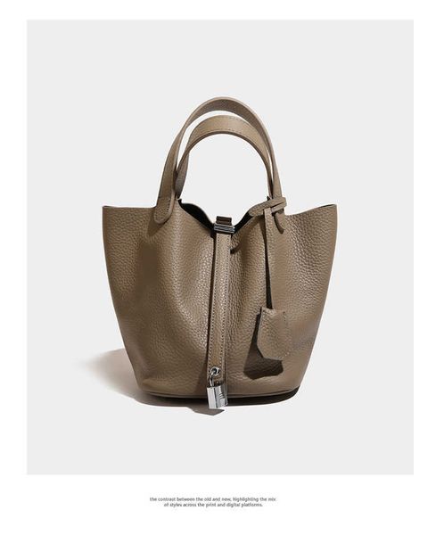 luxury picotin lock bag capacity large for women 2023 new autumn and winter layer cowhide women's vegetable basket handbag simple fashi
luxury picotin lock bag capacity large for women 2023 new autumn and winter layer cowhide women's vegetable basket handbag simple fashi