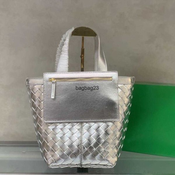 large bag woven bags totes 2023 flipflap venetas ladies cowhide girl basket handbag tote capacity fashion bottegaz designer shoulder crossbo
large bag woven bags totes 2023 flipflap venetas ladies cowhide girl basket handbag tote capacity fashion bottegaz designer shoulder crossbo