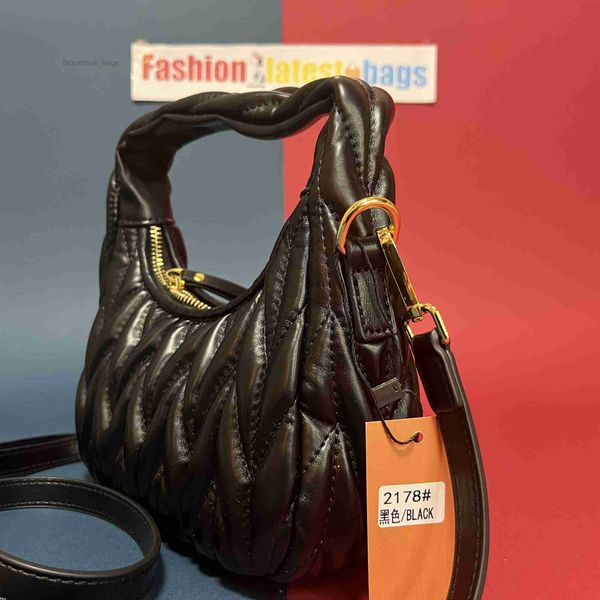 new miu hobo designer underarm bags satin mini handbags wander clutch holding handbar shoulder bag fashion luxury retro wallet leather banqu
new miu hobo designer underarm bags satin mini handbags wander clutch holding handbar shoulder bag fashion luxury retro wallet leather banqu
