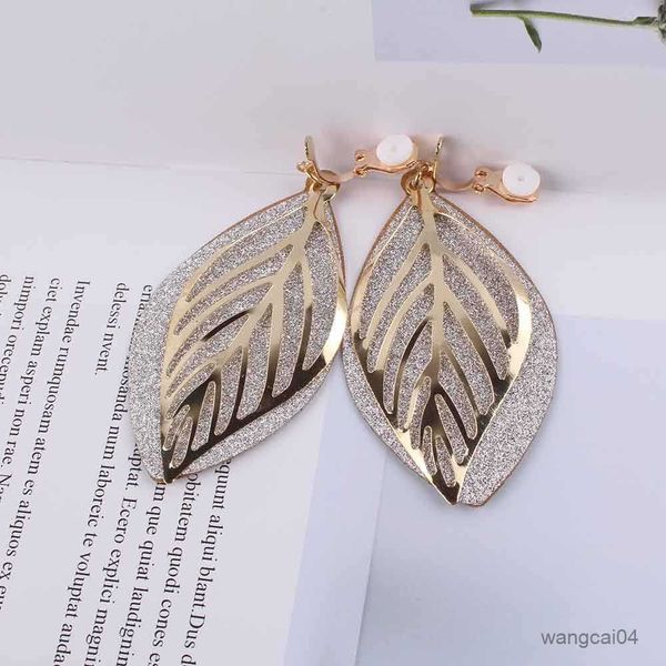 charm new arrival fashion metal leaf party big clip on earrings without for women party charm no hole ear clip r230719, Golden
charm new arrival fashion metal leaf party big clip on earrings without for women party charm no hole ear clip r230719, Golden