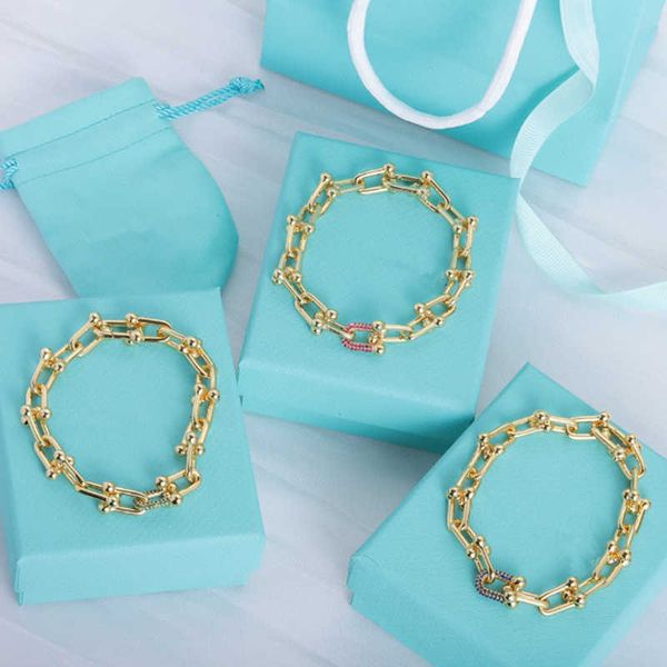 tiffay brass gilded savi same u-shaped bracelet lock chain metal texture cold wind horseshoe couple, Black
tiffay brass gilded savi same u-shaped bracelet lock chain metal texture cold wind horseshoe couple, Black