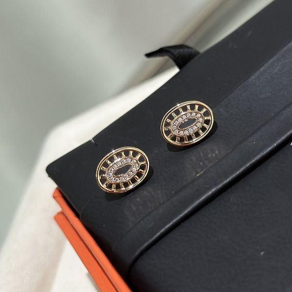 earring designer luxury women's fashion earring designer vintage letter studs women's engagement earrings nauewdte guaty, Golden;silver
earring designer luxury women's fashion earring designer vintage letter studs women's engagement earrings nauewdte guaty, Golden;silver
