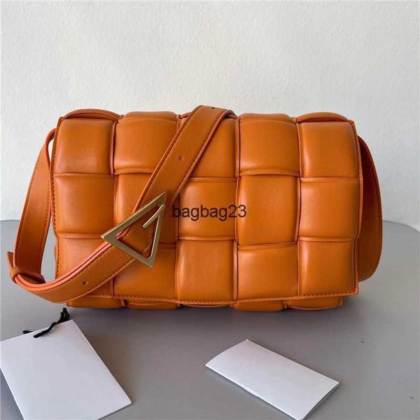 casual ladies large bottegaz one 2023 bag women's girl sheepskin designer knitted bags venetas leather pillow shoulder cassette crossbo
casual ladies large bottegaz one 2023 bag women's girl sheepskin designer knitted bags venetas leather pillow shoulder cassette crossbo