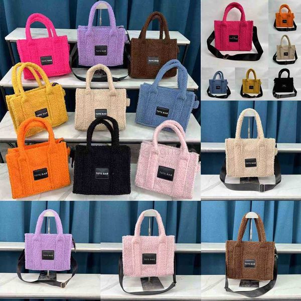 totes new marc tote bag winter plush totes women designer bags simple handbag shoulder crossbody bag lamb handbags 220917stylishdesignerbags
totes new marc tote bag winter plush totes women designer bags simple handbag shoulder crossbody bag lamb handbags 220917stylishdesignerbags