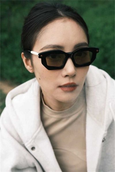 designer kuboraum sunglasses 2023 new sunglasses cat eye p14 with logo box, White;black
designer kuboraum sunglasses 2023 new sunglasses cat eye p14 with logo box, White;black