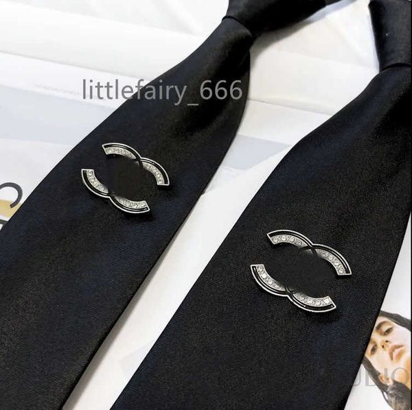 fashion tie designer ties women classic double letters suit ties luxury business silk necktie party wedding scarf ld002, Blue;purple
fashion tie designer ties women classic double letters suit ties luxury business silk necktie party wedding scarf ld002, Blue;purple