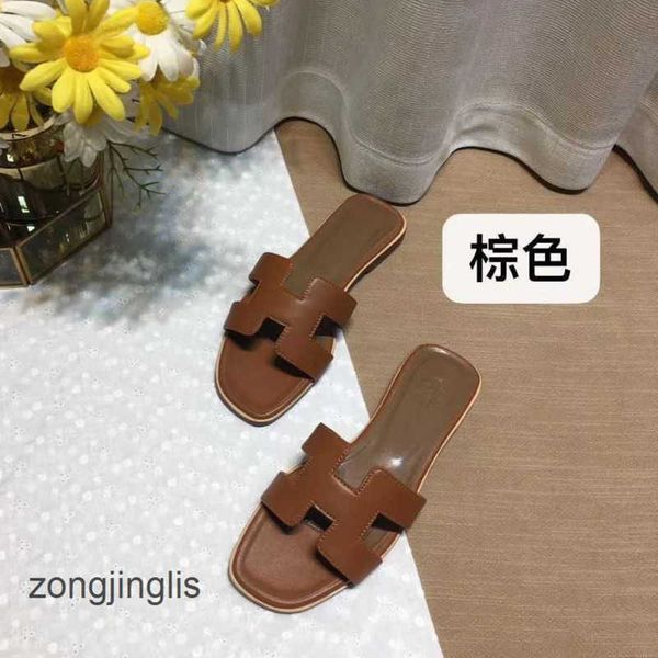designer higshoes leather slipper bear h sandal version h-tow women oran slippers women's versatile color matching wearing flat bottome
designer higshoes leather slipper bear h sandal version h-tow women oran slippers women's versatile color matching wearing flat bottome