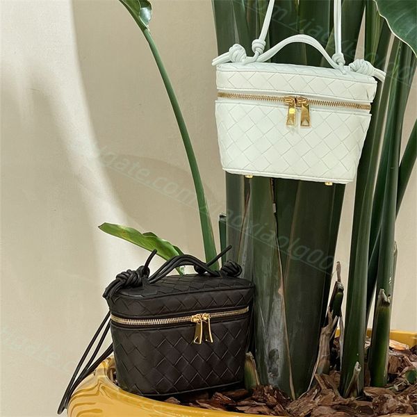 2021 luxurys designers shoulders bag cow leather crossbody weaving process clutch totes evening bag handbag women's men handbags purse
2021 luxurys designers shoulders bag cow leather crossbody weaving process clutch totes evening bag handbag women's men handbags purse