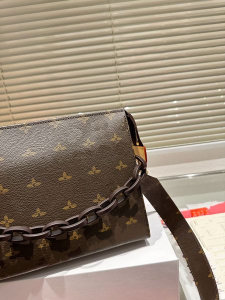 new 2023 elegant designers fashion handbags women classic shoulders leather bag ladies travelling crossbody luxury tote bags
new 2023 elegant designers fashion handbags women classic shoulders leather bag ladies travelling crossbody luxury tote bags
