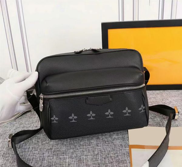 m30830 m69443 designer mans bag trio outdoor sports tote messenger bag womens crossbody luxury sling shoulde bags genuine leather handbag
m30830 m69443 designer mans bag trio outdoor sports tote messenger bag womens crossbody luxury sling shoulde bags genuine leather handbag