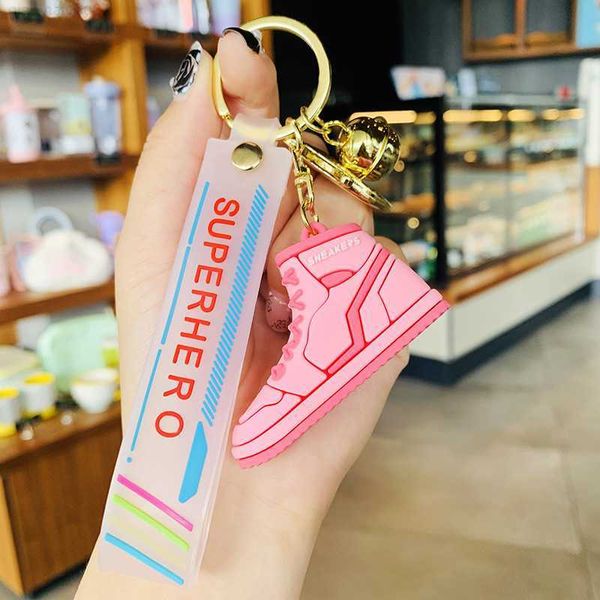 key rings new fashion sports sneaker shoe keychain superhero pendant keychain for geometric key chain metal ornament gift l230719, Slivery;golden
key rings new fashion sports sneaker shoe keychain superhero pendant keychain for geometric key chain metal ornament gift l230719, Slivery;golden