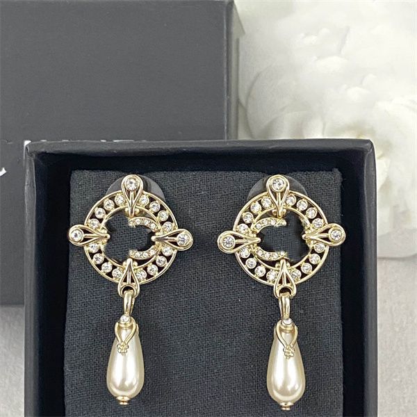 designer simple earrings ccity luxury stud women jewelry gold drop earring woman ohrringe with box 4036745, Golden;silver
designer simple earrings ccity luxury stud women jewelry gold drop earring woman ohrringe with box 4036745, Golden;silver