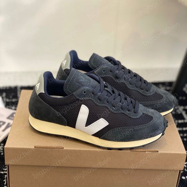 luxury designer veja sneakers men's women's casual shoes lace up thick bottom tennis shoes,running shoes, Black
luxury designer veja sneakers men's women's casual shoes lace up thick bottom tennis shoes,running shoes, Black