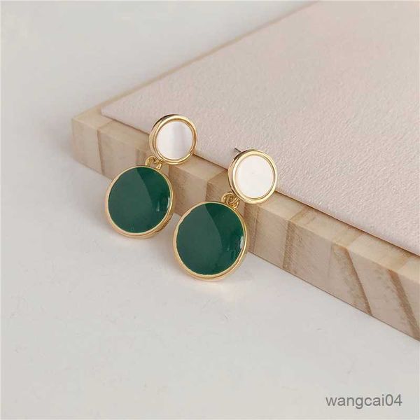 charm vintage red green enamel water drops earrings for women ear jewelry fashion female hanging earring beautiful gift r230719, Golden
charm vintage red green enamel water drops earrings for women ear jewelry fashion female hanging earring beautiful gift r230719, Golden