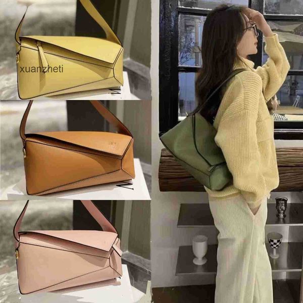 designer bag 2023 loewsbag bags hobo puzzles women pillow fashion soft leather underarm spliced one shoulder handh bysj
designer bag 2023 loewsbag bags hobo puzzles women pillow fashion soft leather underarm spliced one shoulder handh bysj