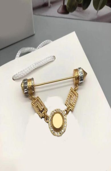brooches new classic style retro mysterious pattern wedding party celebrity reception fashion luxury brand designer for women luxu7133284, Gray
brooches new classic style retro mysterious pattern wedding party celebrity reception fashion luxury brand designer for women luxu7133284, Gray