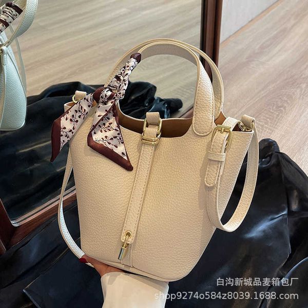 luxury picotin lock bag summer popular large capacity bucket bag fashionable small women's 2023 new fresh crossbody handbag rtbp
luxury picotin lock bag summer popular large capacity bucket bag fashionable small women's 2023 new fresh crossbody handbag rtbp