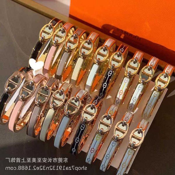 hrems bangle for women and men wholesale family enamel pig nose male female couple bracelet original same material with gift box, Black
hrems bangle for women and men wholesale family enamel pig nose male female couple bracelet original same material with gift box, Black