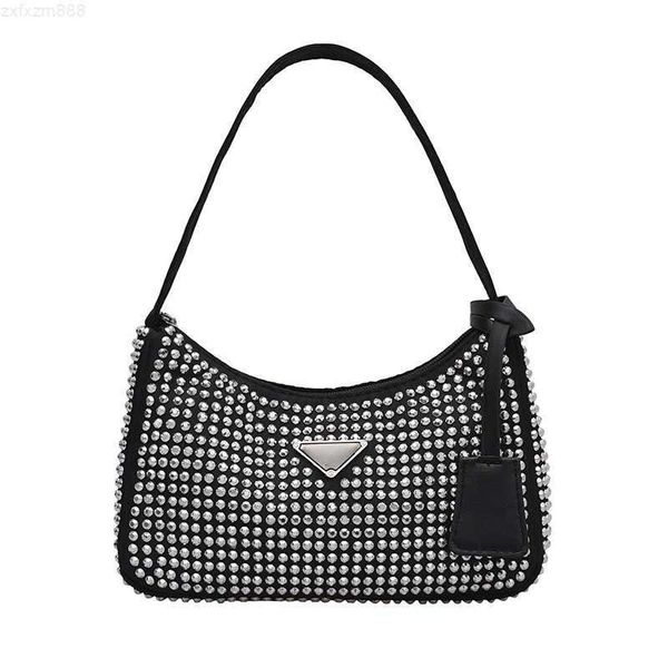 wholesale designer shoulder bags luxury full diamond zipper handbag ladies fashion purses
wholesale designer shoulder bags luxury full diamond zipper handbag ladies fashion purses