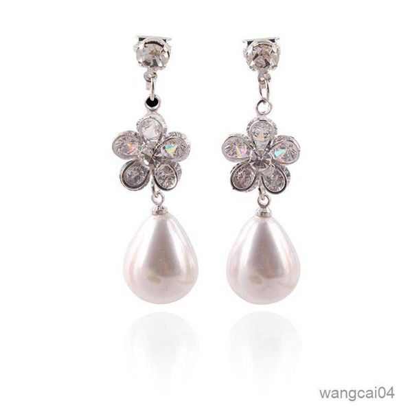 charm new luxury charm pearl pendant zircon clip earrings for women girls korean long earring statement jewelry r230719, Golden
charm new luxury charm pearl pendant zircon clip earrings for women girls korean long earring statement jewelry r230719, Golden