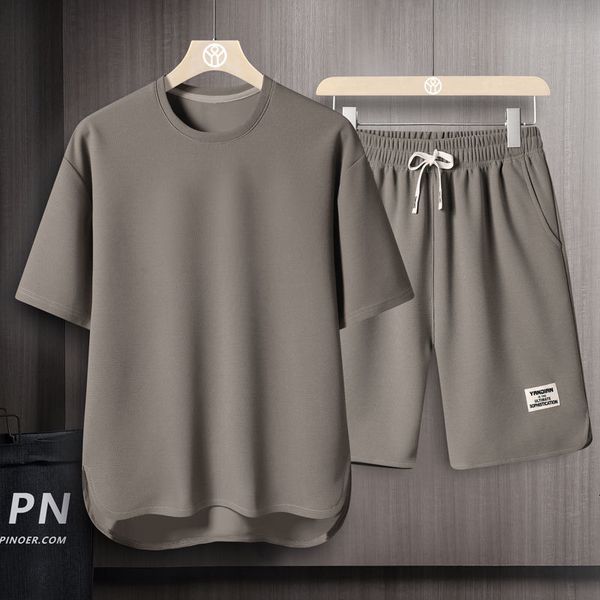 mens tracksuits casual mens summer suit breathable loose short sleeve tshirt and 2pc sportswear multicolor fashion track set 230718, Gray
mens tracksuits casual mens summer suit breathable loose short sleeve tshirt and 2pc sportswear multicolor fashion track set 230718, Gray