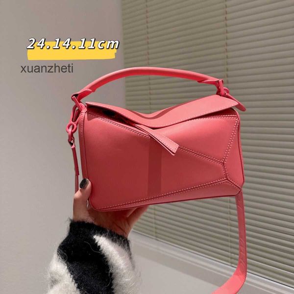 wide loewsbag 2023 women strap puzzles designer bags women spliced cowhide handheld high capacity crossbody handbag 3i8a
wide loewsbag 2023 women strap puzzles designer bags women spliced cowhide handheld high capacity crossbody handbag 3i8a
