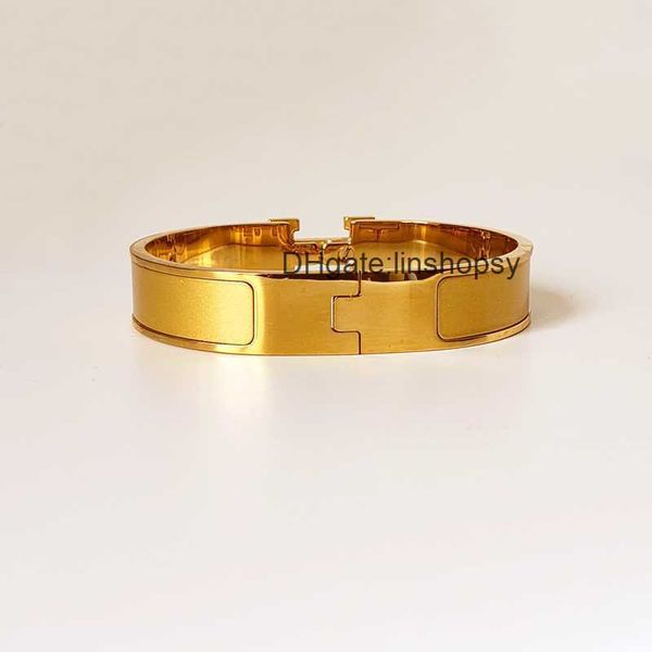 aher mas designer luxury brand enamel bracelet h home brand bracelet wholesale classic h 18k gold bangle for men enamel women cuff lover, Black
aher mas designer luxury brand enamel bracelet h home brand bracelet wholesale classic h 18k gold bangle for men enamel women cuff lover, Black
