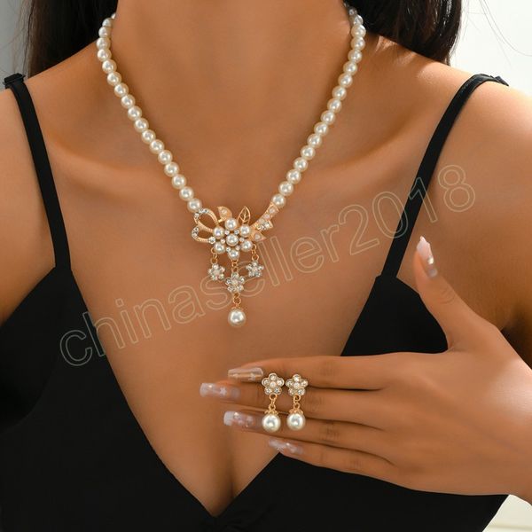 fashion pearl flower necklace earrings for women design aaa zircon for women french elegant banquet jewelry gifts set, Silver
fashion pearl flower necklace earrings for women design aaa zircon for women french elegant banquet jewelry gifts set, Silver