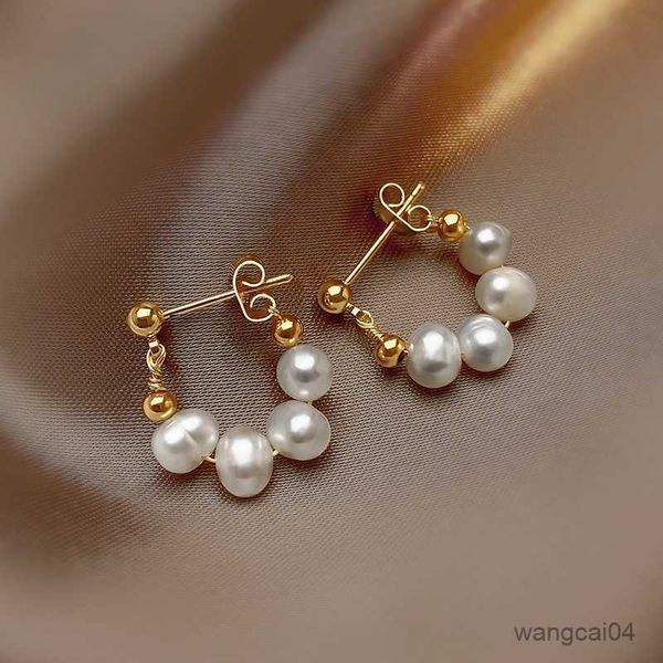 charm luxury fashion pearl earrings women temperament girls luxury wedding party jewelry accessories bridal wedding earrings r230719, Golden
charm luxury fashion pearl earrings women temperament girls luxury wedding party jewelry accessories bridal wedding earrings r230719, Golden