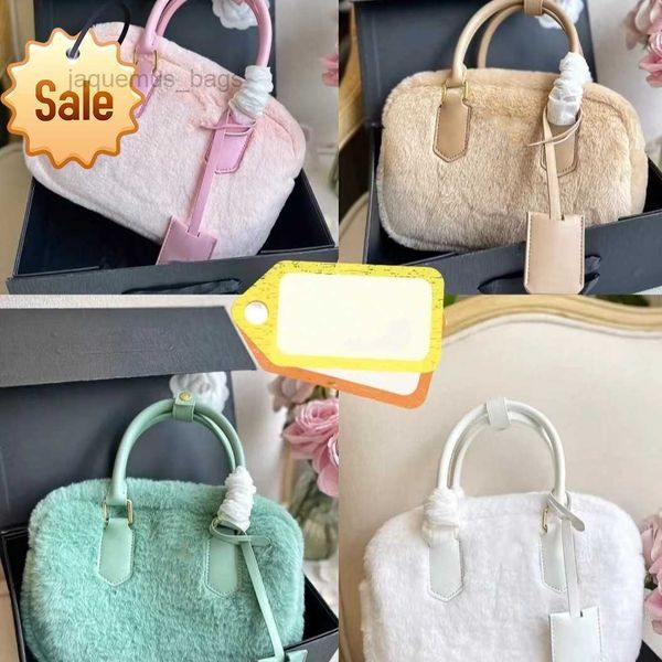 designer miu luxury handbags woman's latest miu soft texture boston portable messenger fashion casual multifunctional tote bag factory
designer miu luxury handbags woman's latest miu soft texture boston portable messenger fashion casual multifunctional tote bag factory