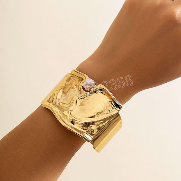 metal imitation pearl wide cuff bangles vintage gold color irregular bracelets bangles for women gift new jewelry, Black
metal imitation pearl wide cuff bangles vintage gold color irregular bracelets bangles for women gift new jewelry, Black