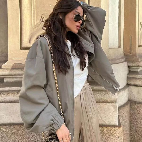 women's jackets fashion solid bomber jacket women loose o neck long sleeve zipper coat outwear ladies 2023 spring chic female streetwea, Black;brown
women's jackets fashion solid bomber jacket women loose o neck long sleeve zipper coat outwear ladies 2023 spring chic female streetwea, Black;brown