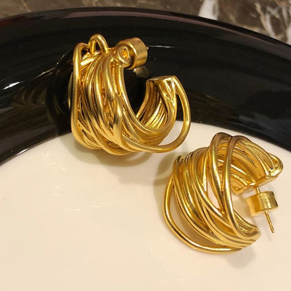stud famous designer brand personality exaggerated irregular 24k gold twisted earrings women luxury jewelry party model runway 230718, Golden;silver
stud famous designer brand personality exaggerated irregular 24k gold twisted earrings women luxury jewelry party model runway 230718, Golden;silver