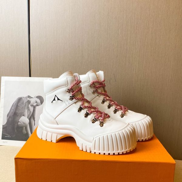 women laureate platform desert leather winter martin shoes trim zipper rubber sole ruby boots luxury designer ruby flat low ankle boots, Black
women laureate platform desert leather winter martin shoes trim zipper rubber sole ruby boots luxury designer ruby flat low ankle boots, Black