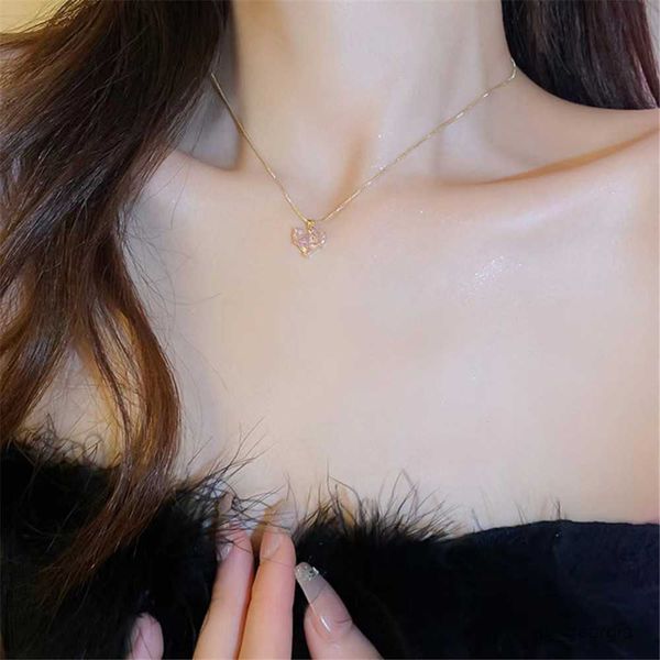 pendant necklaces new fashion trend unique design elegant delicate pink love zircon necklace women jewelry party gift r230719, Silver
pendant necklaces new fashion trend unique design elegant delicate pink love zircon necklace women jewelry party gift r230719, Silver