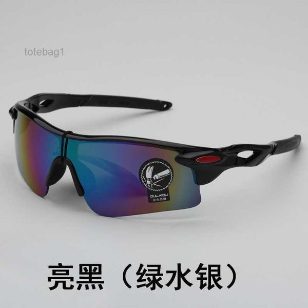new dazzling color film reflective sunglasses sports mirror men's and women's outdoor riding glasses 1 g4mz, White;black
new dazzling color film reflective sunglasses sports mirror men's and women's outdoor riding glasses 1 g4mz, White;black