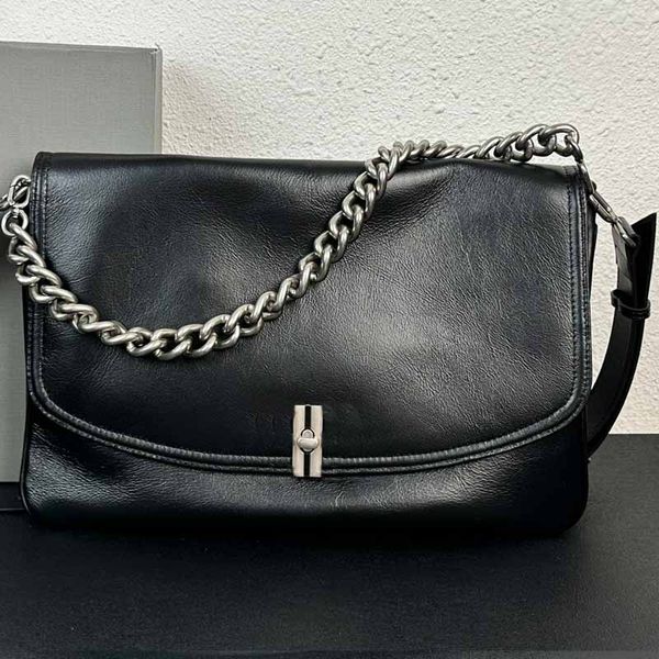 soft leather handbag black chain shoulder bag flap messenger bags cowhide silver hardware letter buckle crossbody purse internal zipper pock
soft leather handbag black chain shoulder bag flap messenger bags cowhide silver hardware letter buckle crossbody purse internal zipper pock