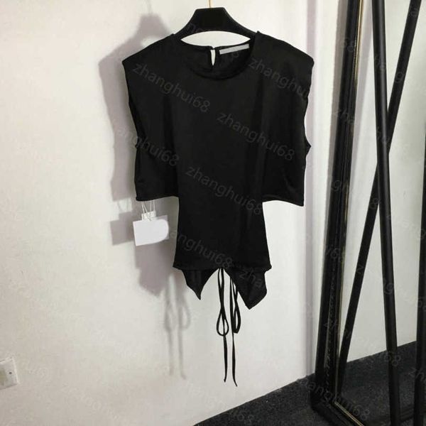 23ss womens designer clothing womens tanks strap waistline irregular halter vest micro shoulder pad womens clothes a1, White
23ss womens designer clothing womens tanks strap waistline irregular halter vest micro shoulder pad womens clothes a1, White